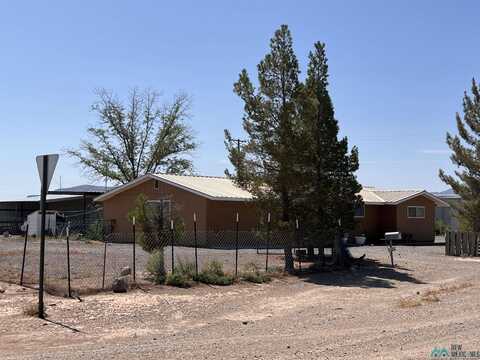 1890 SE El Portal Road, Deming, NM 88030