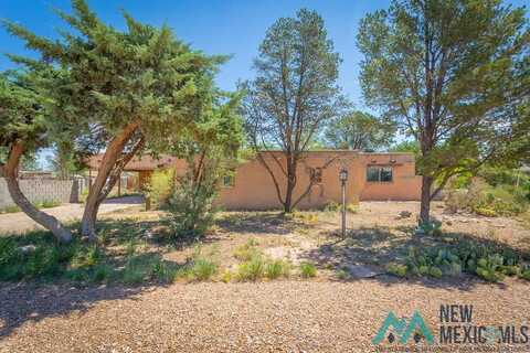 1211 W 11th Street, Roswell, NM 88201