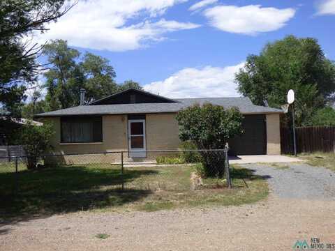 208 Castlegate Street, Raton, NM 87740