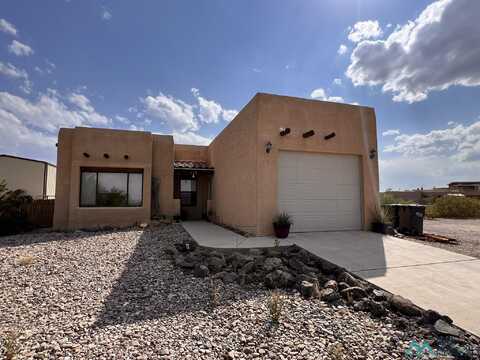 110 Blue Jay Street, Elephant Butte, NM 87935