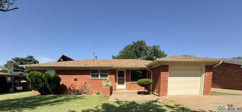 2112 Echols Avenue, Clovis, NM 88101