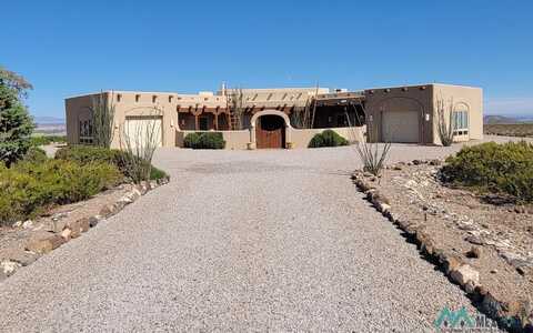 80 Armendaris Road, Elephant Butte, NM 87935