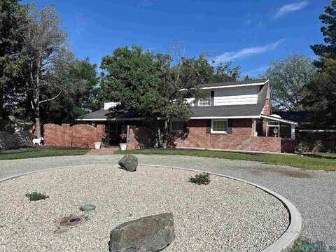 2714 Chrysler Drive, Roswell, NM 88201