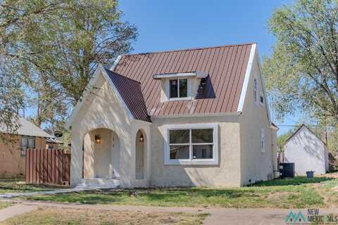 808 S A Avenue, Portales, NM 88130