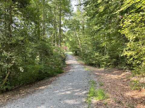 2 Settlers Landing Road, Warsaw, VA 22572