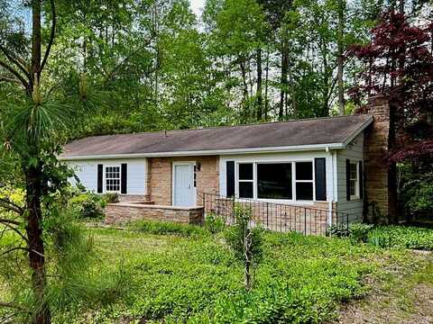 45 Middle Rd, Lancaster, VA 22503