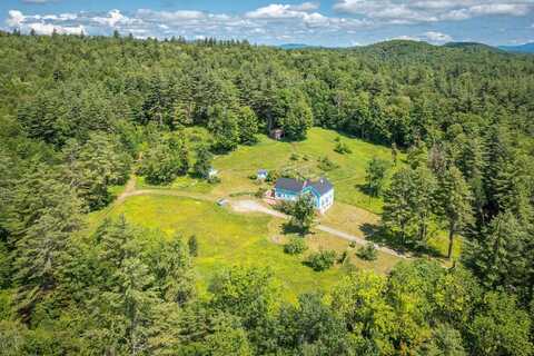 42 Blackberry Lane, Jamaica, VT 05343