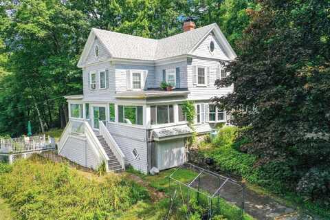 22 Courtyard Circle, Alton, NH 03810