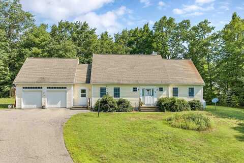 39 Winnipesaukee Drive, Wolfeboro, NH 03894