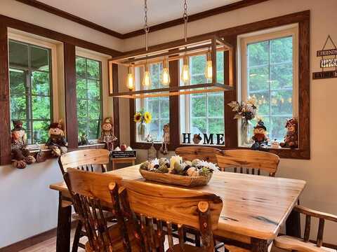 11 Gilson Farm Lane, Hartland, VT 05048