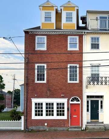 36 State Street, Portsmouth, NH 03801