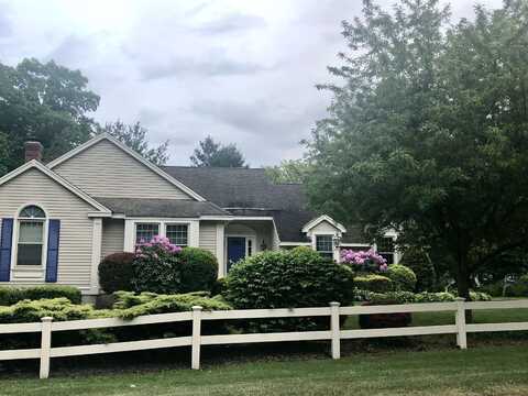 1 Alexander Drive, Hampton, NH 03842