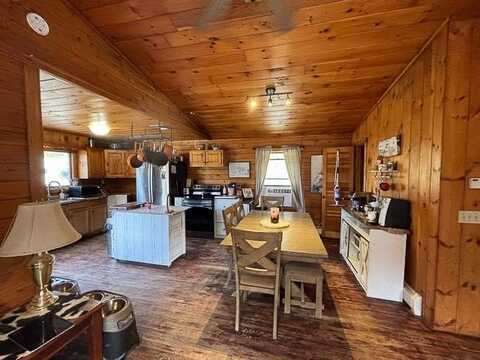 17 Tracy Hill Road, Northfield, VT 05663