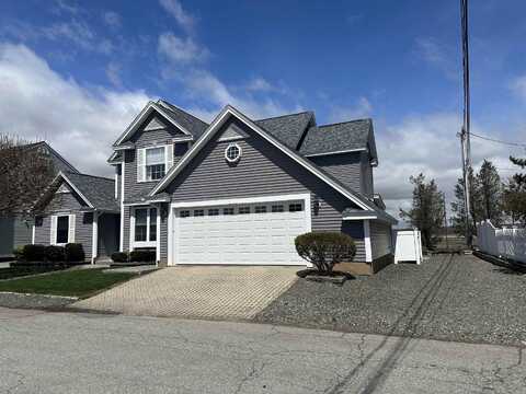 58 Glade Path, Hampton, NH 03842