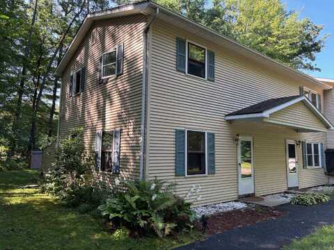 13 Kimberly Drive, Essex Junction, VT 05452