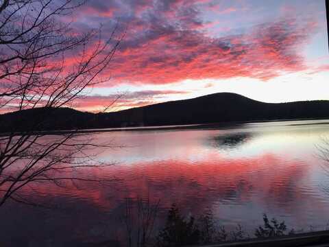 975 Westside Lake Road, Maidstone, VT 05905