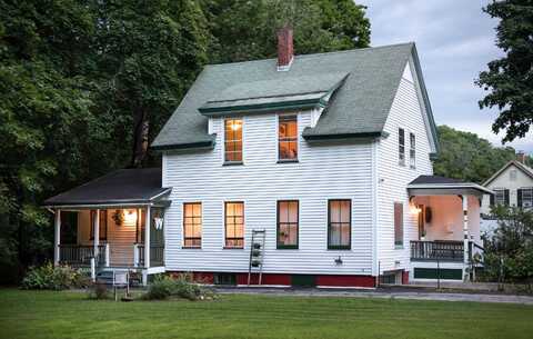 7 Bryan Court, Rockingham, VT 05101