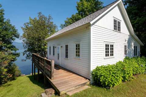 256 Lakeside Lane, Addison, VT 05491