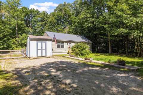 28 Newport Drive, Barnstead, NH 03225