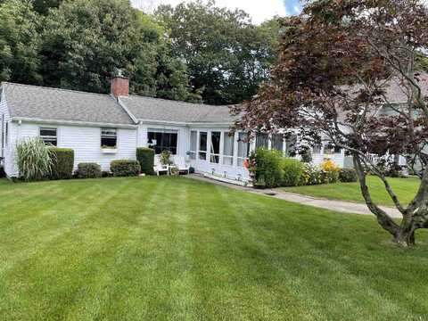 92 Bourne Avenue, Wells, ME 04090