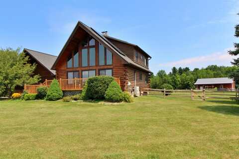 8 Maynard Court, Grand Isle, VT 05458