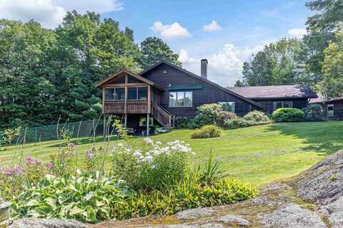 176 Clark Road, Stowe, VT 05672