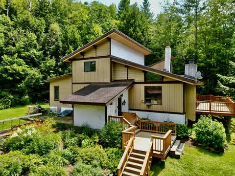 81 Stowebury Road, Waterbury, VT 05677