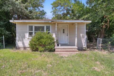 304 NE 1st Street, Adair, OK 74330