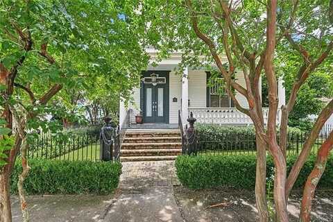 2939 CALHOUN Street, New Orleans, LA 70118