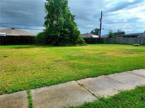 2317 MUMPHREY Road, Chalmette, LA 70043