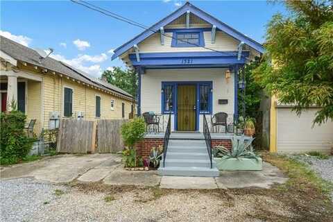 1321 GALLIER Street, New Orleans, LA 70117