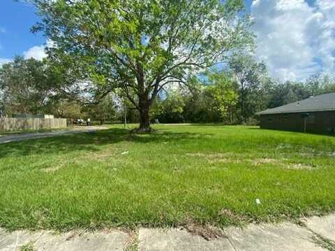 1741 HEIGHTS Drive, Saint Bernard, LA 70085