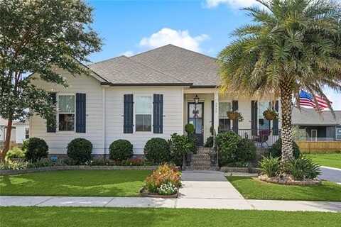 3932 JEAN LAFITTE Parkway, Chalmette, LA 70043