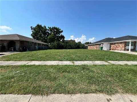 8532-34 REGIMENT Street, Chalmette, LA 70043