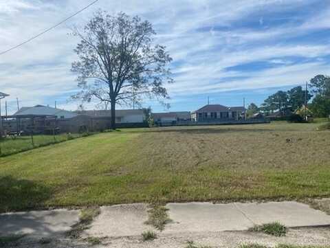 606 CHALMETTE Avenue, Chalmette, LA 70043