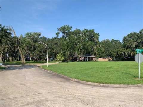 140 REGINA Drive, Belle Chasse, LA 70037