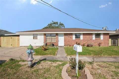 2104 LENA Drive, Chalmette, LA 70043