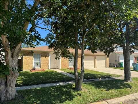 3836 AGATEWAY Drive, Harvey, LA 70058