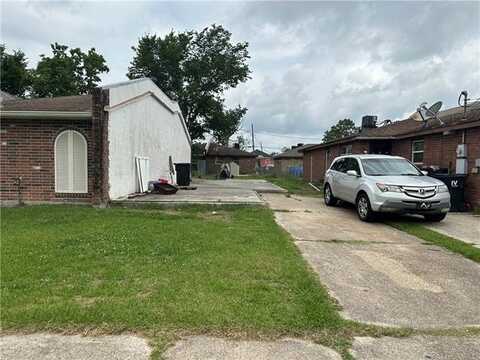 3302 STACIE Drive, Violet, LA 70092