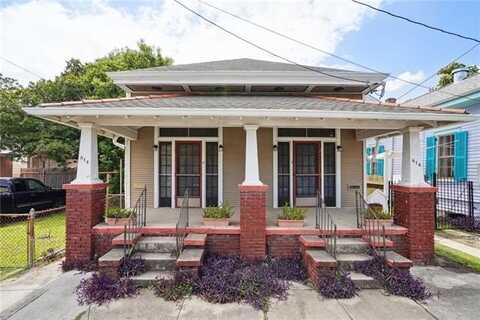 814 GALLIER Street, New Orleans, LA 70117