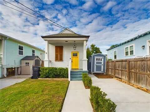 4117 CLARA Street, New Orleans, LA 70115