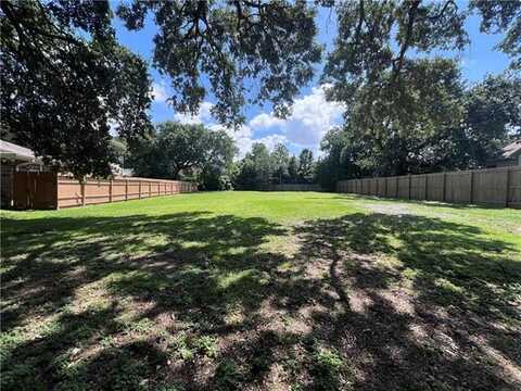 5106 CHAMBERLAIN Drive, New Orleans, LA 70122