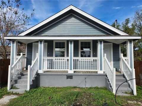 3107 INDUSTRIAL Court, New Orleans, LA 70117