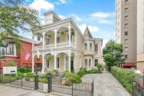 2125 ST. CHARLES Avenue, New Orleans, LA 70130