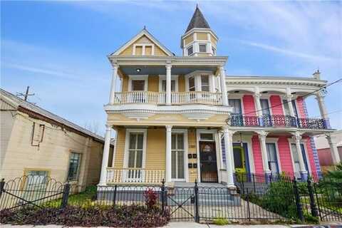 1508 ROBERT C BLAKES SR. Drive, New Orleans, LA 70130