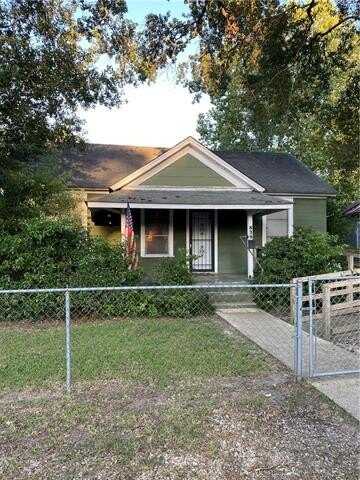 838 AVE D None, Bogalusa, LA 70427