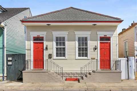 3427 DAUPHINE Street, New Orleans, LA 70117