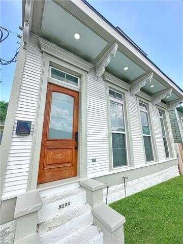 2134 PAUGER Street, New Orleans, LA 70116