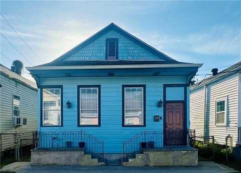 1735 TOURO Street, New Orleans, LA 70116