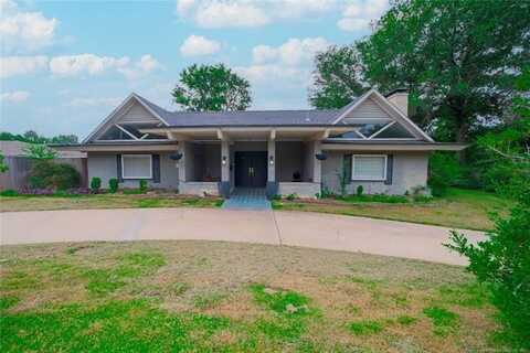 4211 High Oaks Street, Muskogee, OK 74401